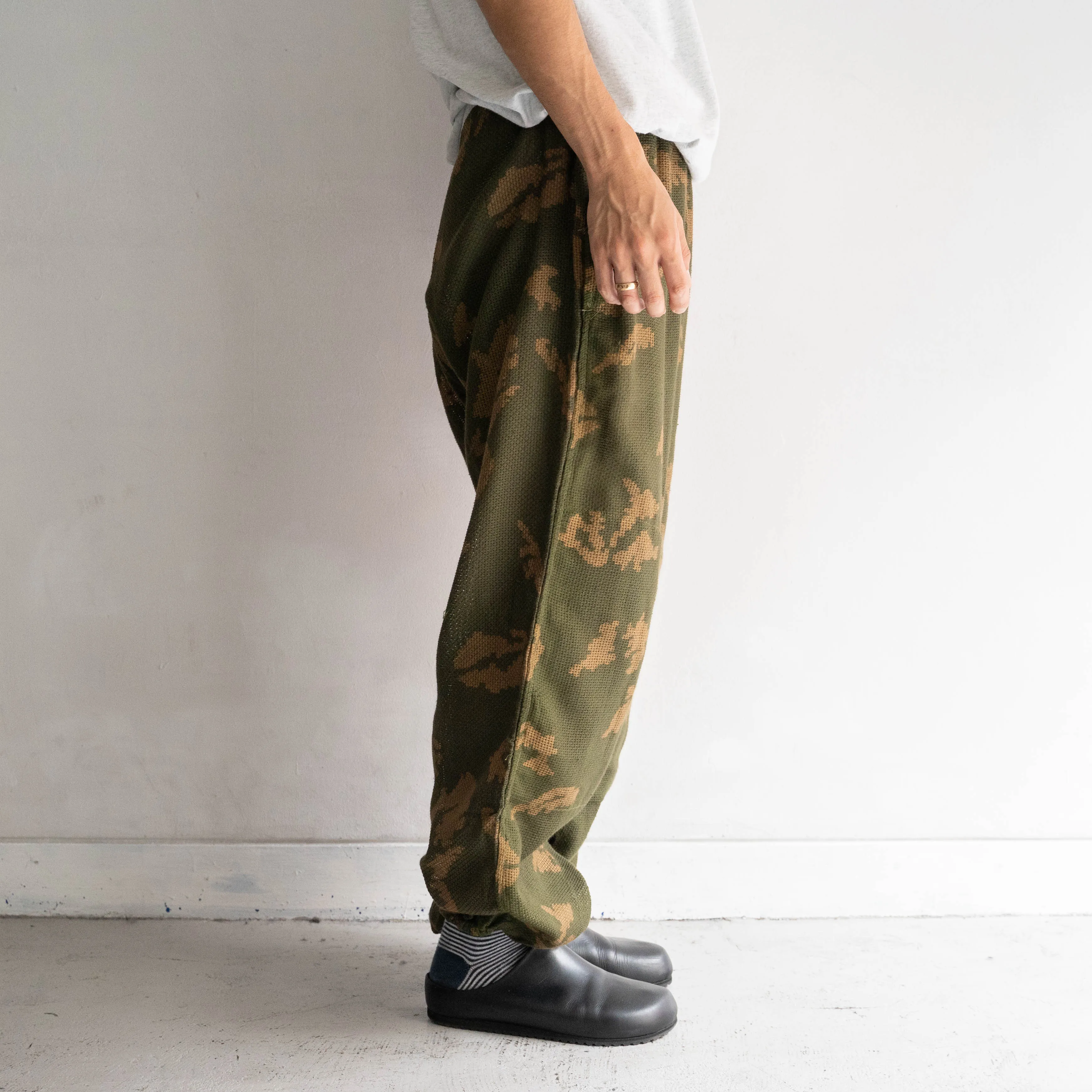 1970-80s Russian military boder guard KLMK camoflage mesh easy pants