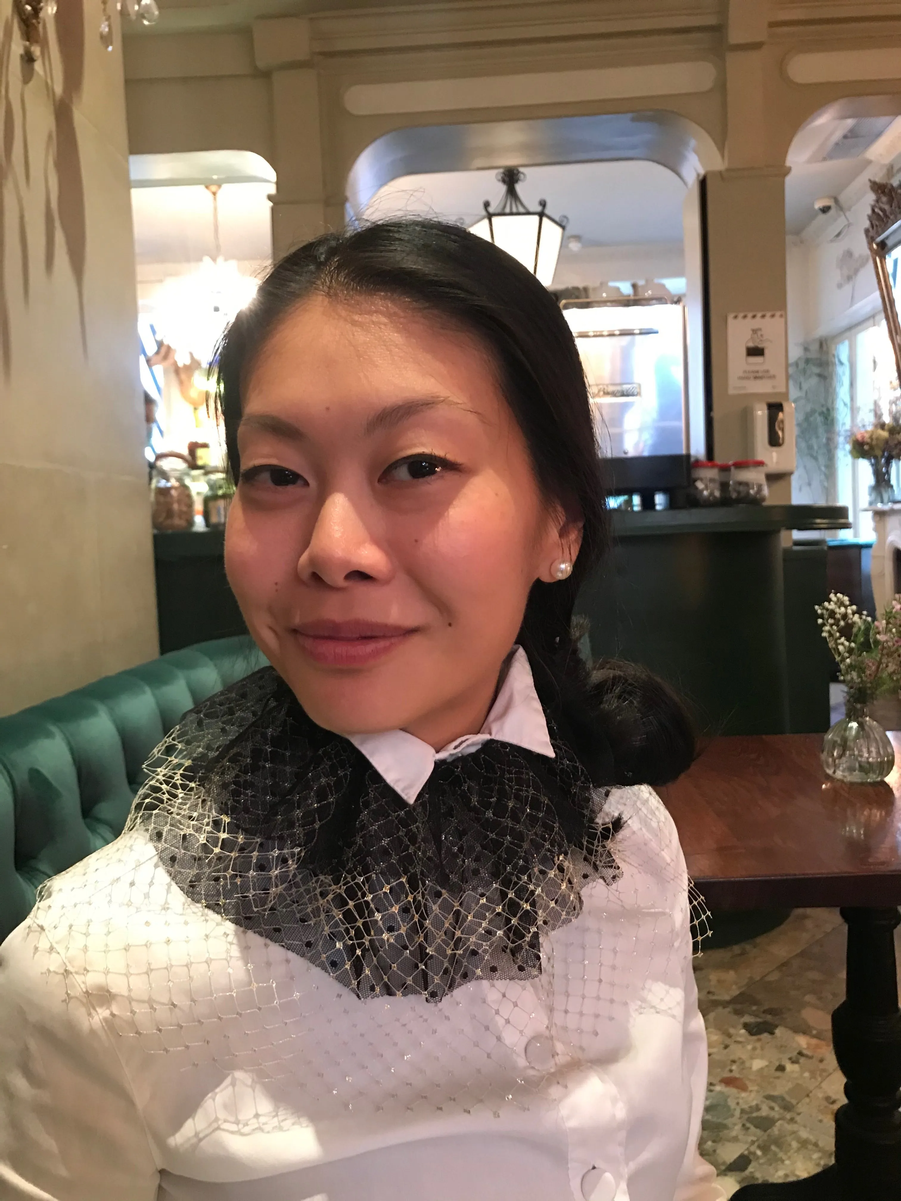 Ann Ruffle Collar