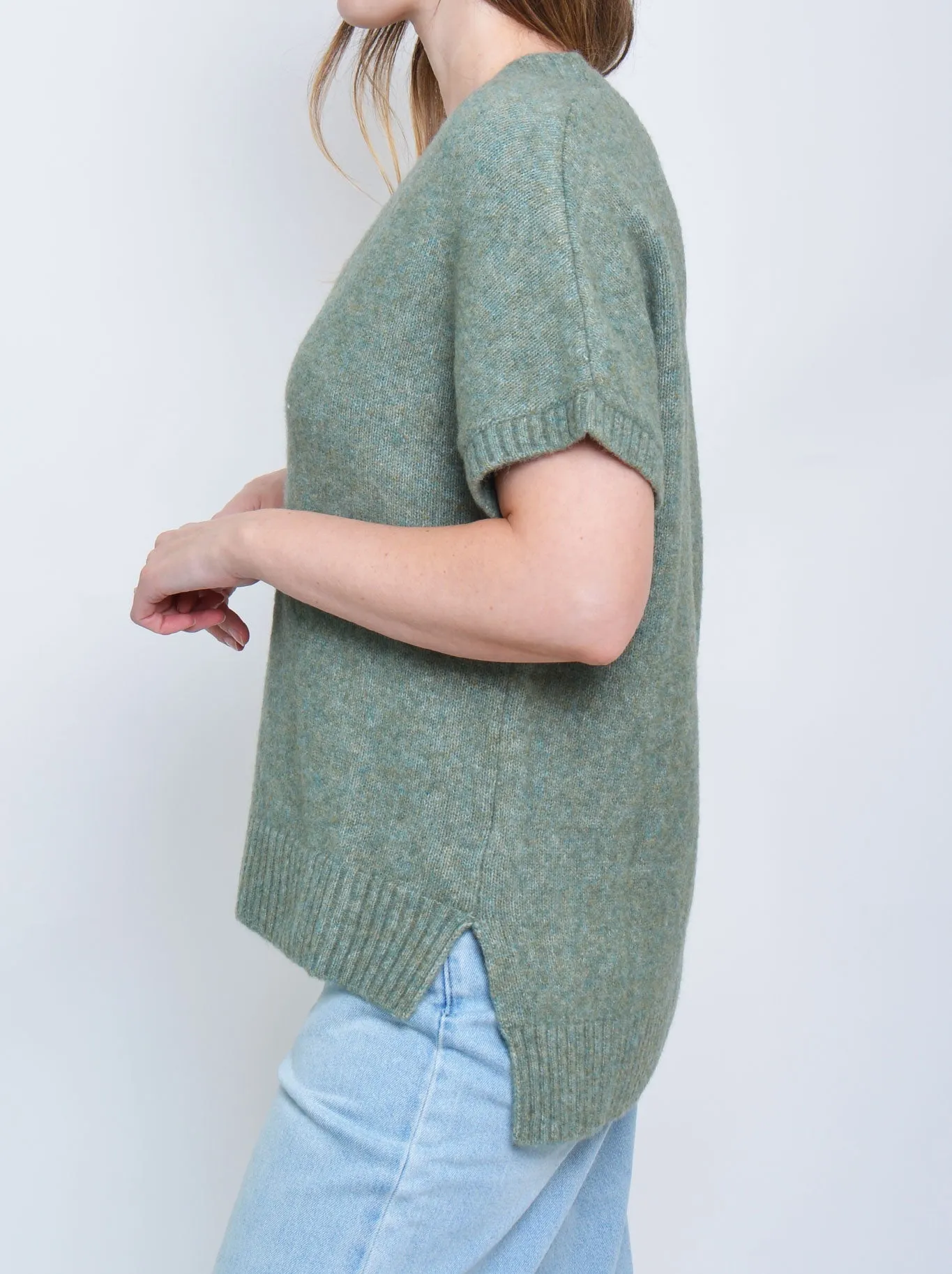 ENNI VEE NECK CHUNKY VEST