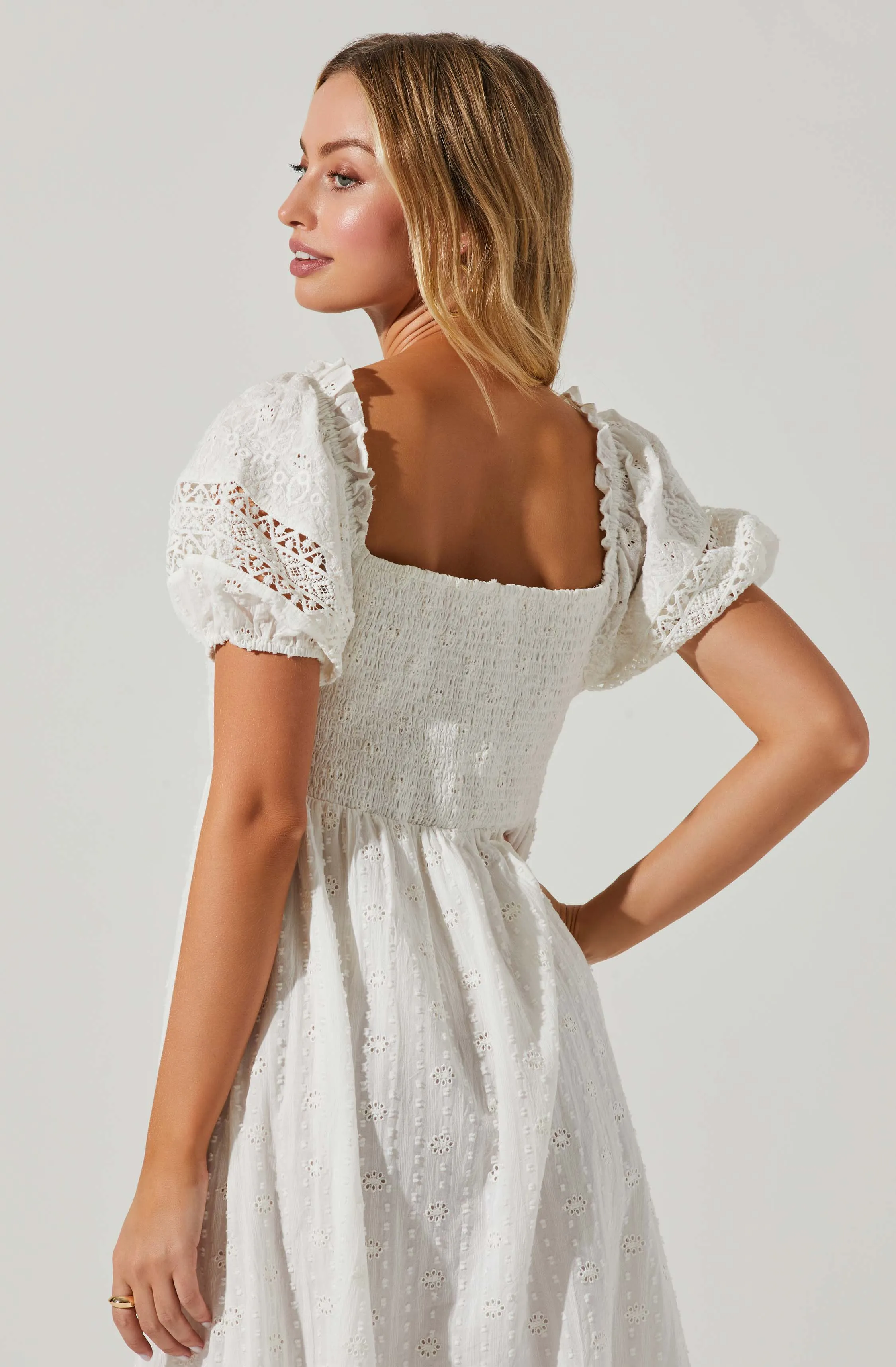 Itzel Eyelet Puff Sleeve Midi Dress