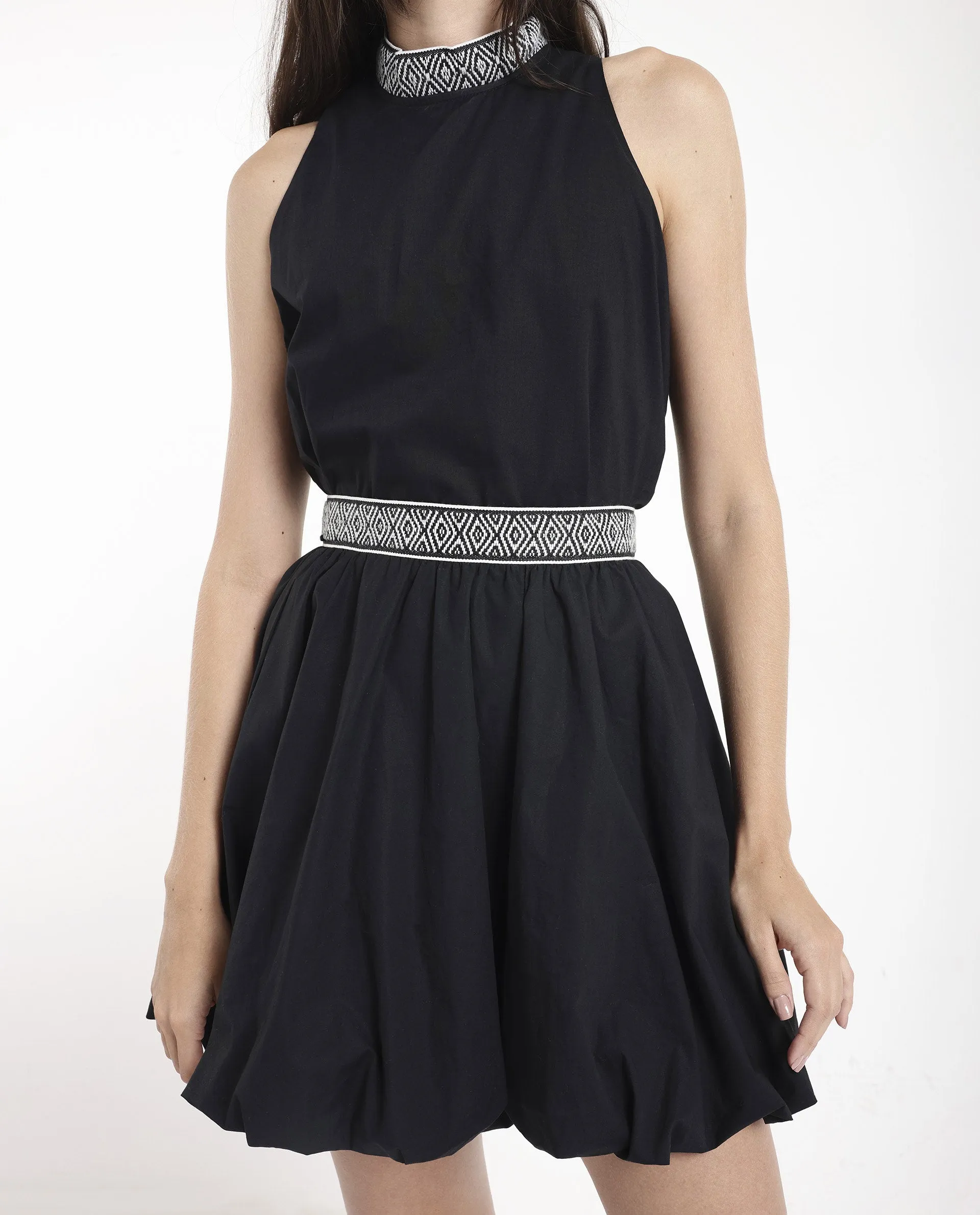 Rareism Women Como Black Zipper Balloon Fit Plain Mini Skirt